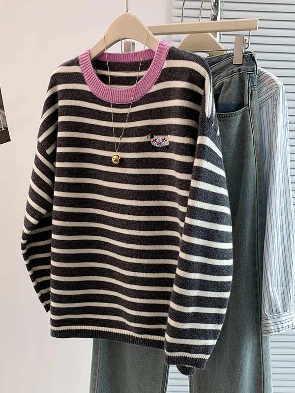 

Autumn Winter Loose Casual Stripe Embroidered Women's Base irt Sweater Faionable Color Blo Youthful Korean Sle