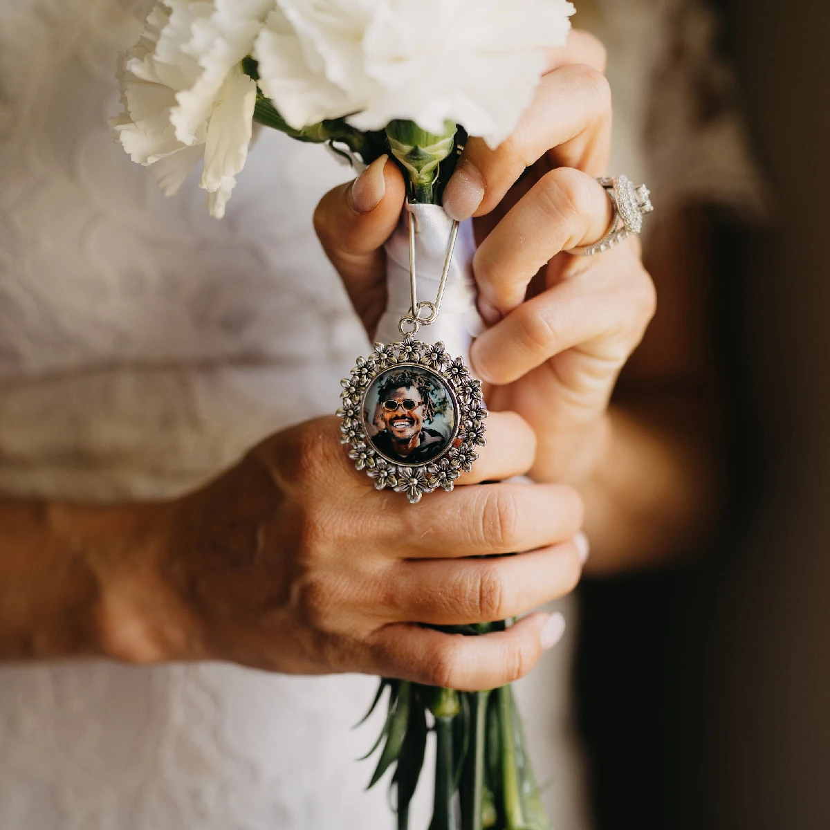 Bridal Bouquet Photo Charm, Personalized Custom Memory Charm for Bride, Dad Gift, Bridal Shower Present