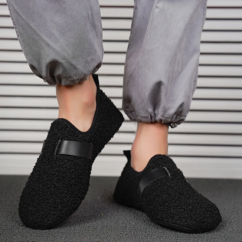 Men's Casual Winter Indoor Shoes and Home Shoes Are Suitable for Wearing at Home, Providing Warmth and Comfort