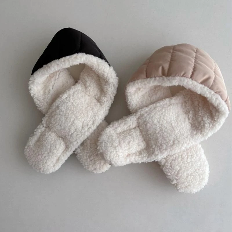 Fashionable Plush Scarf Lovely Kids Fleece Neck Wrap Neck Warmer Versatile