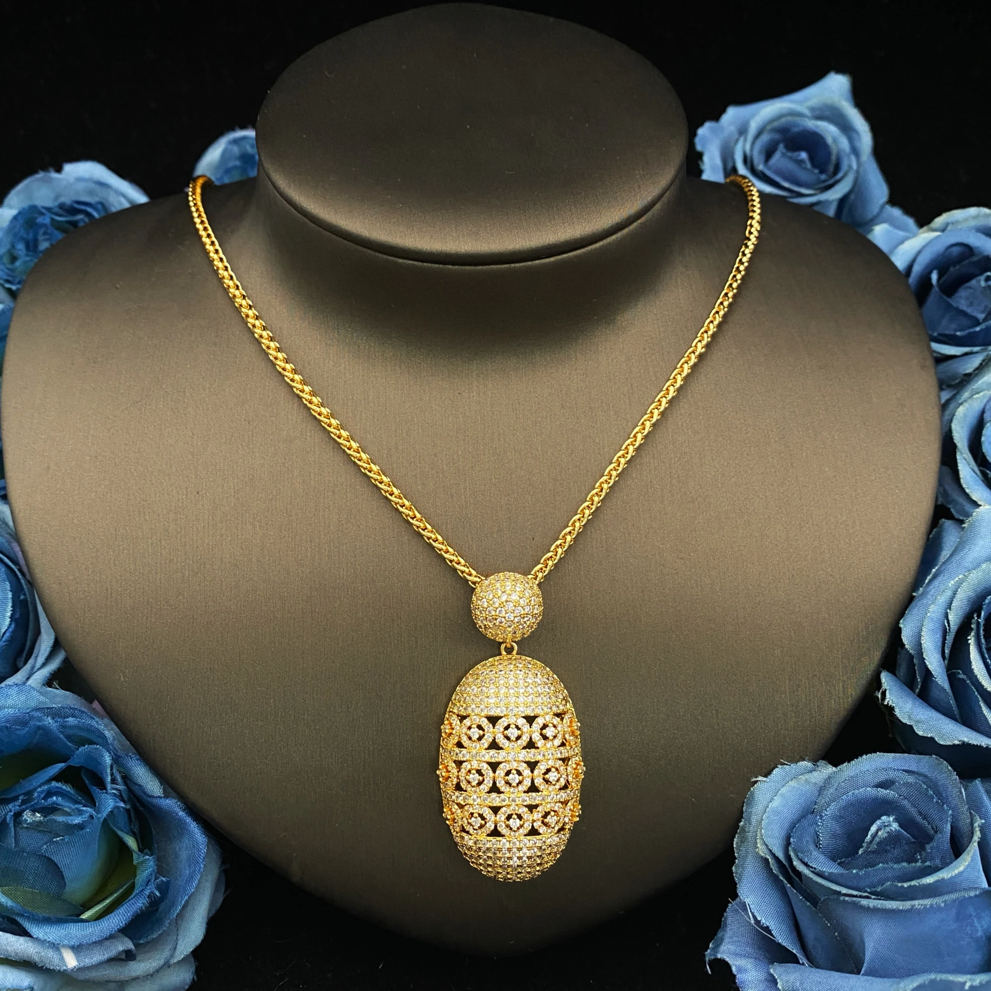 JRH 2Pcs Zirconia Oval Necklace Earrings Set Geometric Openwork Jewelry Luxury Gold Plated for Women Daily