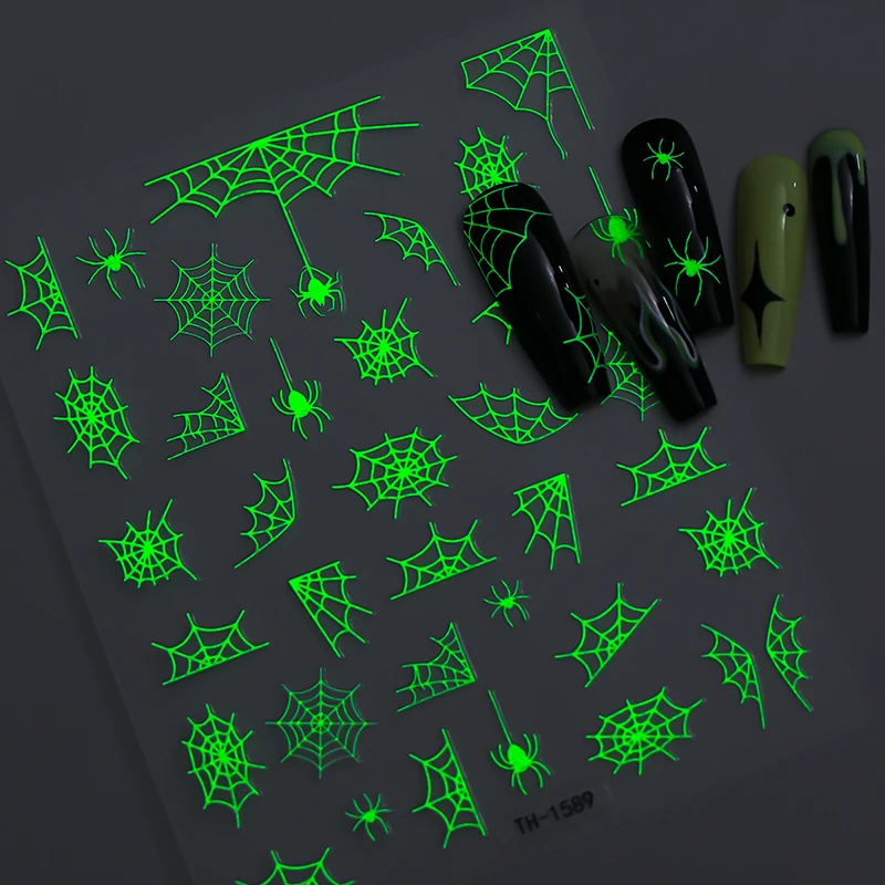 Adesivi per nail art 3D Halloween Decalcomanie per unghie fantasma ragnatela luminosa per accessori per la decorazione del manicure Y2K del festival