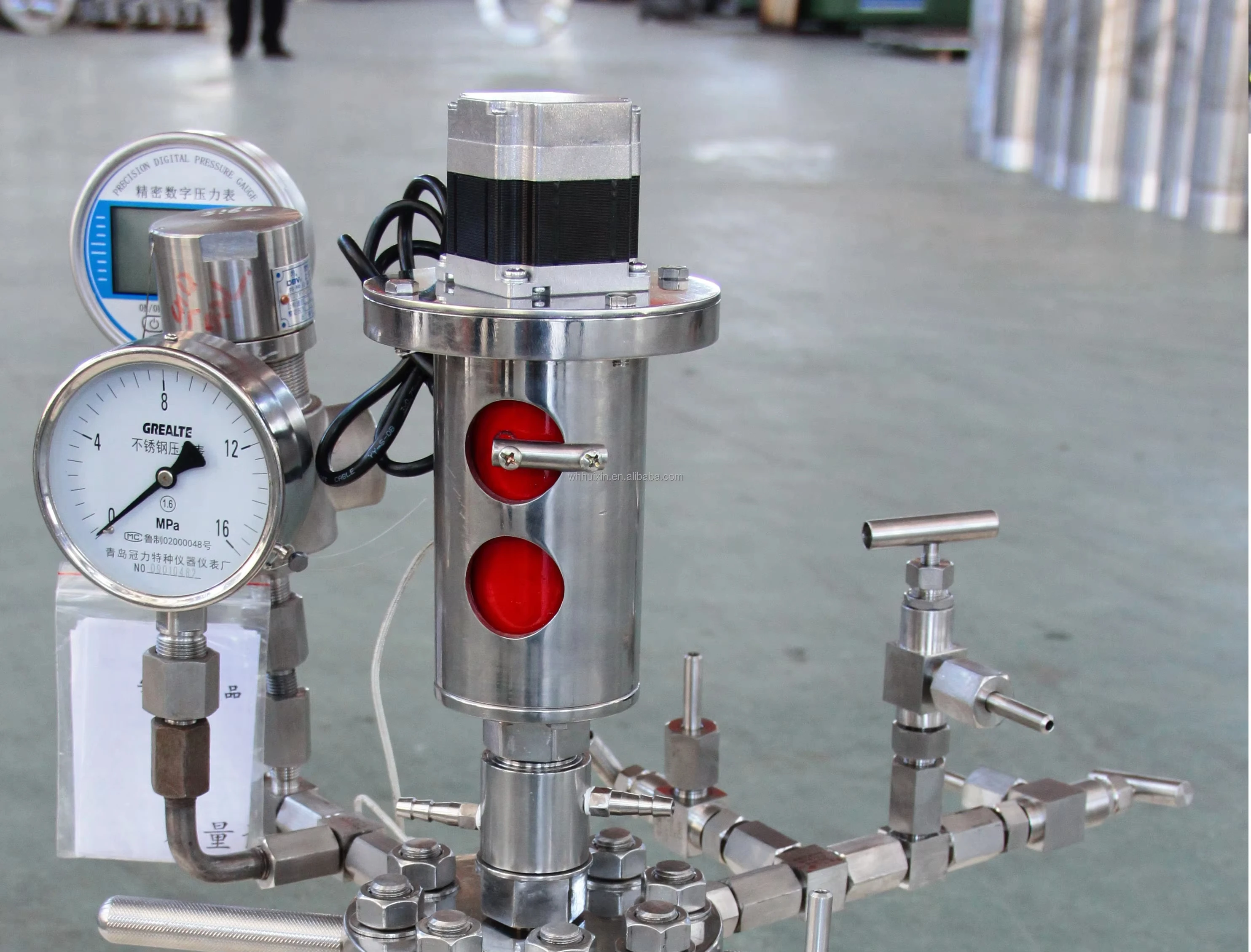 Karya reaktor terkomputerisasi laboratorium dengan karya reaktor baja tahan karat khusus