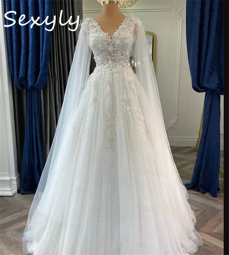 Fairy Elvish Boho Wedding Dresses 2025 V Neck Cap Sleeves Appliques Lace Bohemian Bride Dress Customized Tulle Civil Bridal