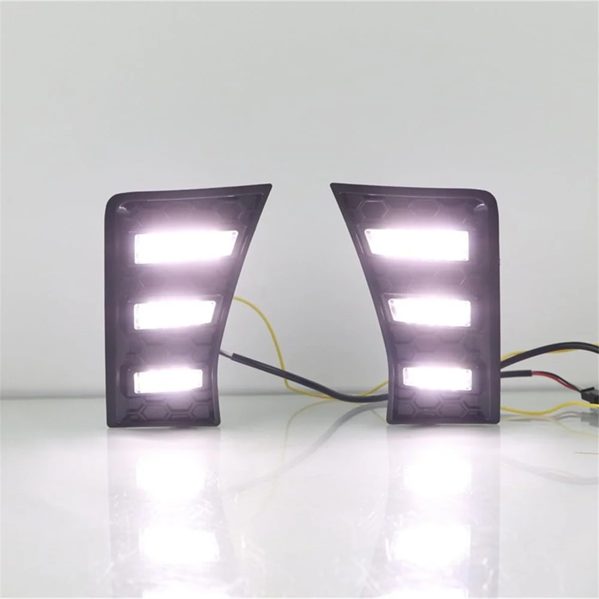 

For Toyota Sequoia 2023 LED Daytime Running Light Fog Lamp White DRL Amber Turn Signal Light Accessories