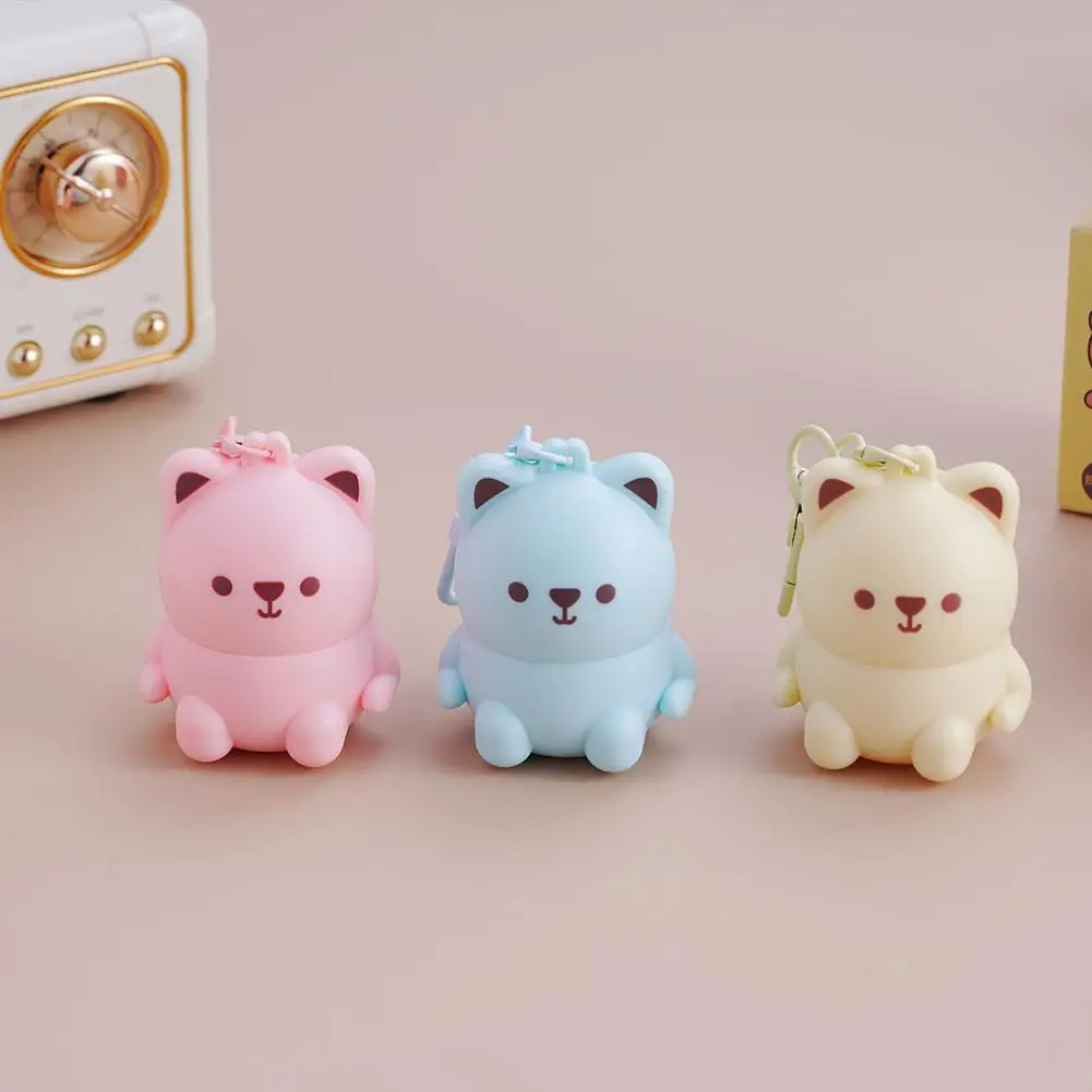 귀여운 작은 애완동물 립밤은 보습과 보습을 제공하여 립 라인을 개선합니다. 어린이를 위한 동상 방지용 프라이머 수리 J5D4