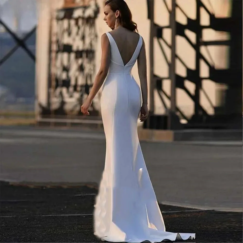 Simple Mermaid Wedding Dresses Women V-Neck Backless Satin Bridal Gown Sweep Train Party Gown Vestidos De Novia