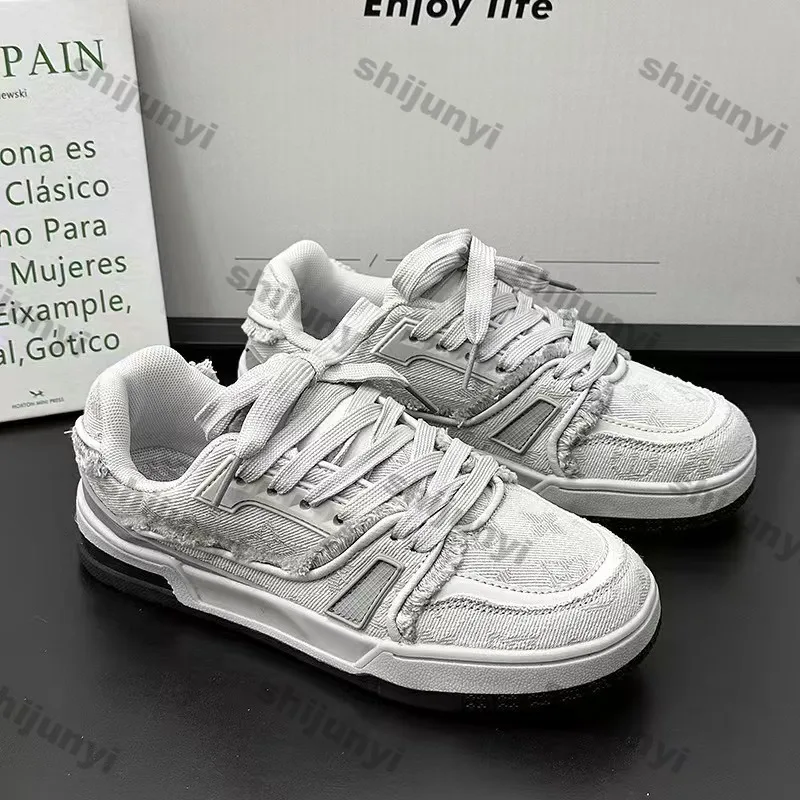 

Модные повседневные кроссовки для пар (мужские и женские) на весну, новые, увеличивающие рост, на платформе, нескользящие, спортивные, на шнуровке, удобные, на плоской подошве