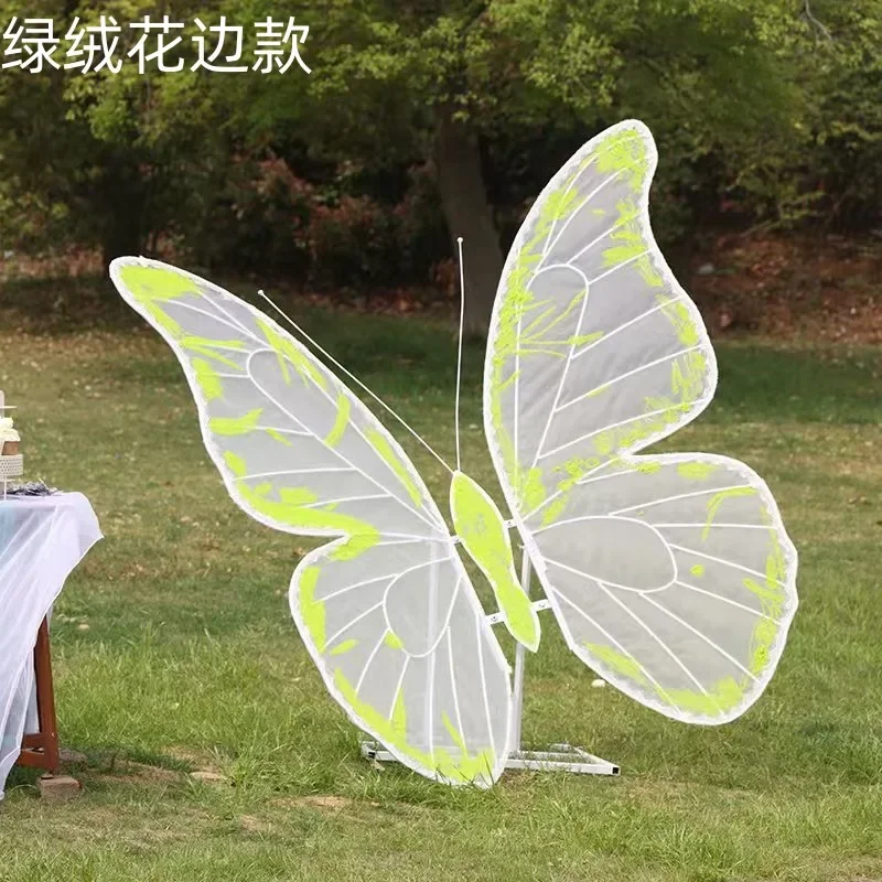 Wrought iron yarn butterfly background decoration, shopping mall layout scenic spot