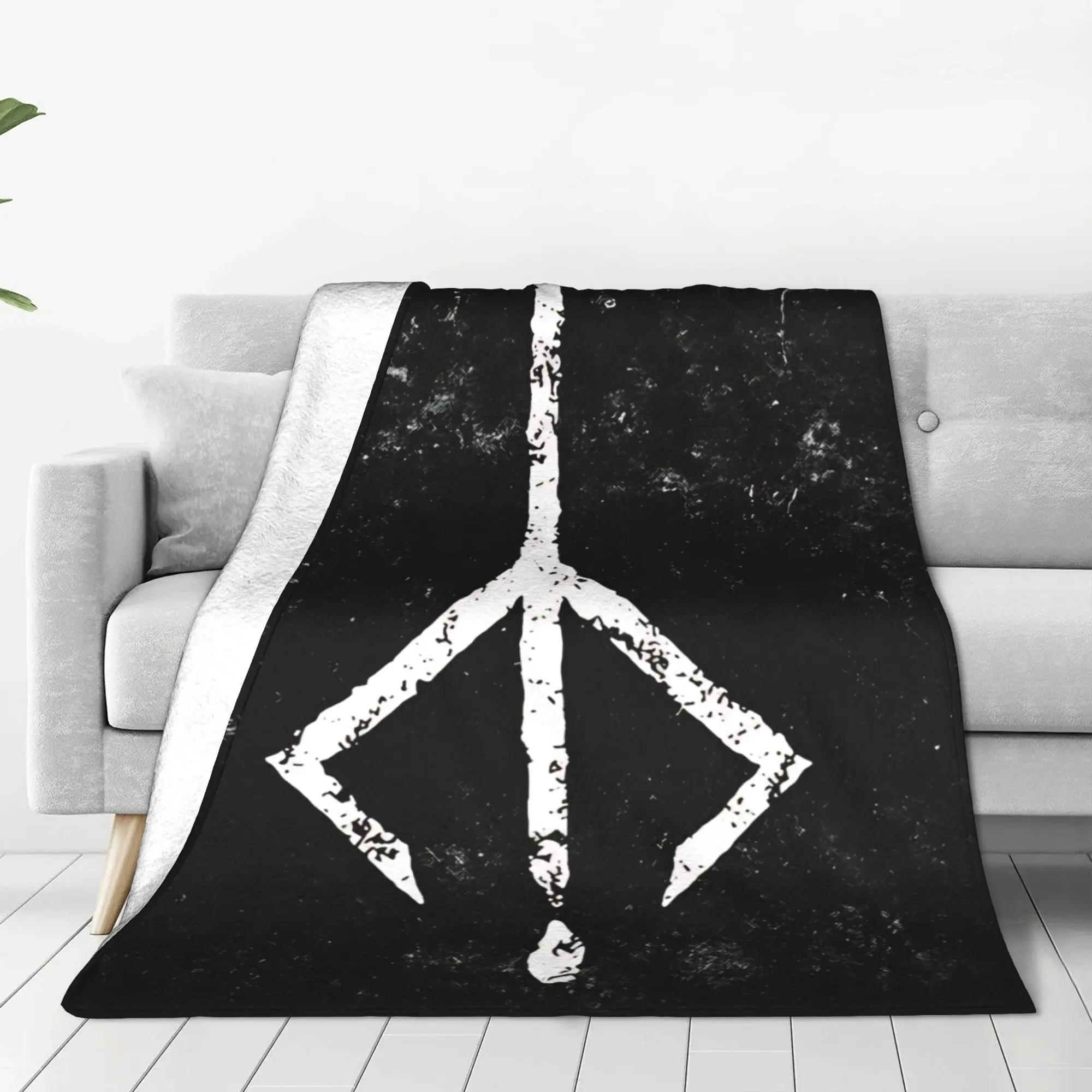 1PC Home Cutecore Dark Fantasy  Bloodborne Blanket Super Cosy Plush Home Living Room Sofa Halloween