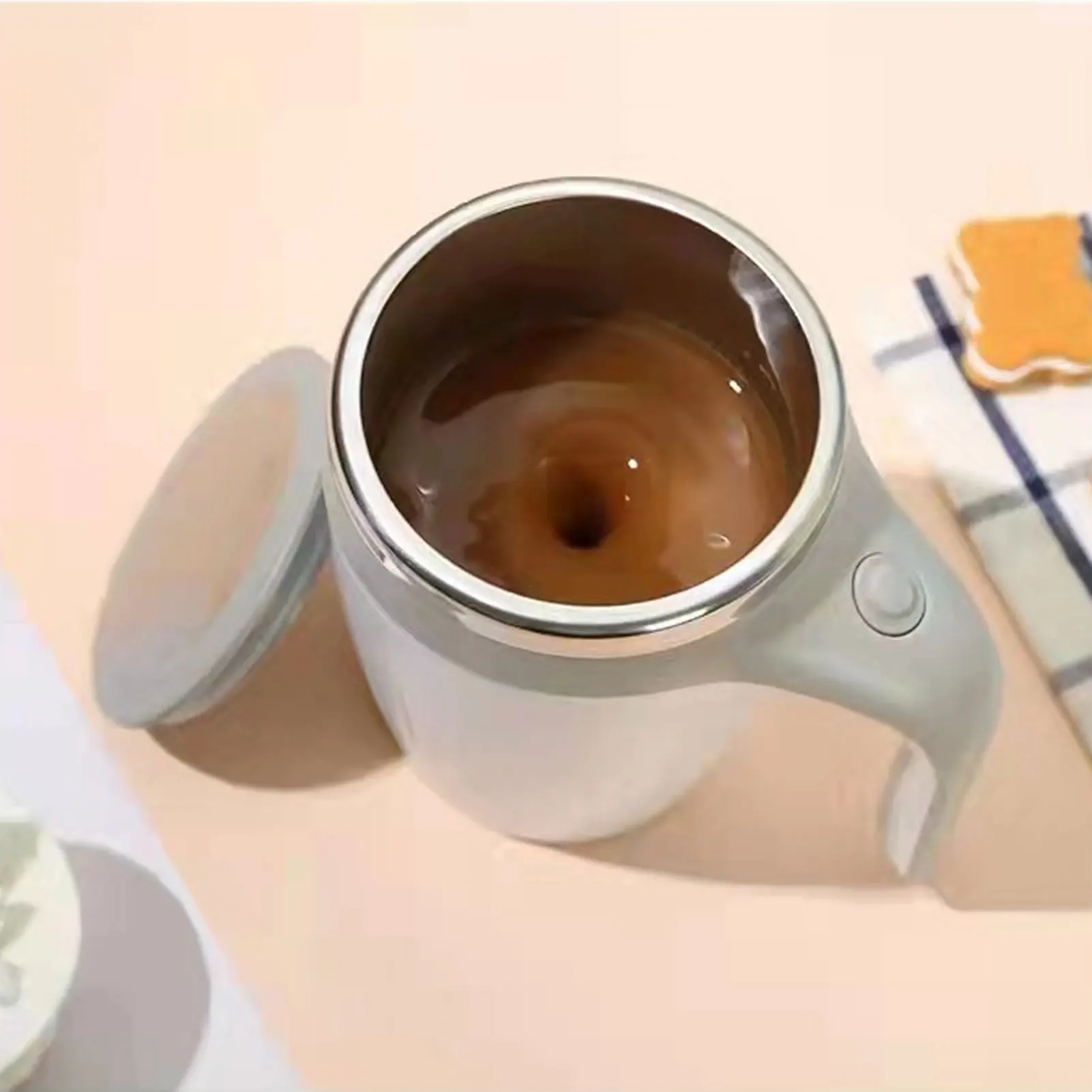 380ml 자동 자기 교반 커피 머그잔 초콜릿 우유 사무실 여행을위한 빠른 냉각 자체 교반 컵