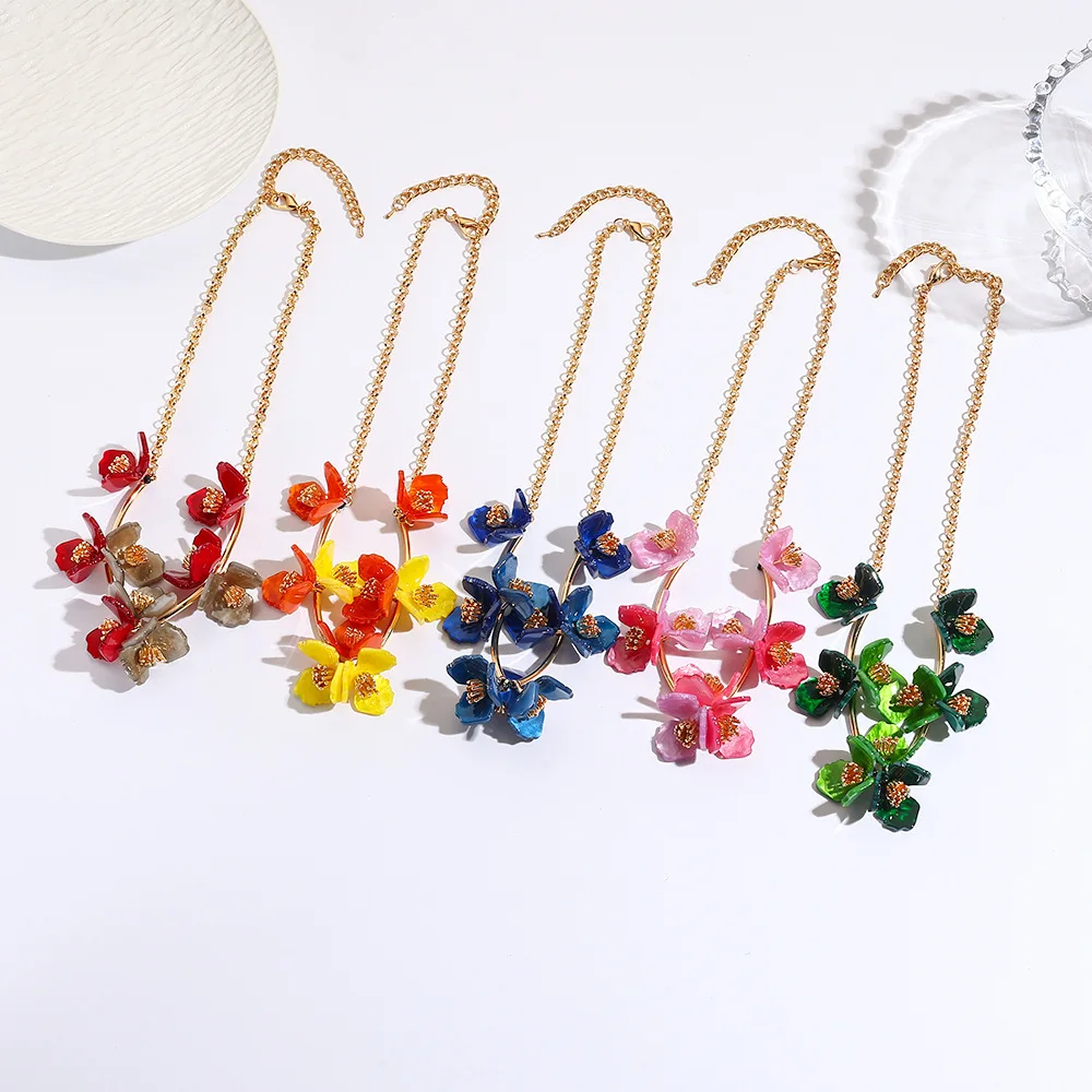 

DIY accessories Core blue new versatile chain acrylic subtle flower necklace, European and American personalized items jewelry p