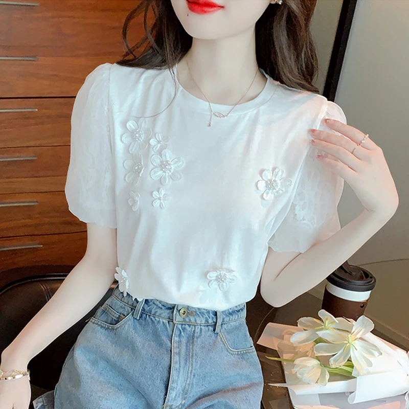 Summer White Short Sleeve T-shirt Women Elegant O Neck Casual Three-dimensional Flower Tee Shirt Loose Beading Tshirt  8542