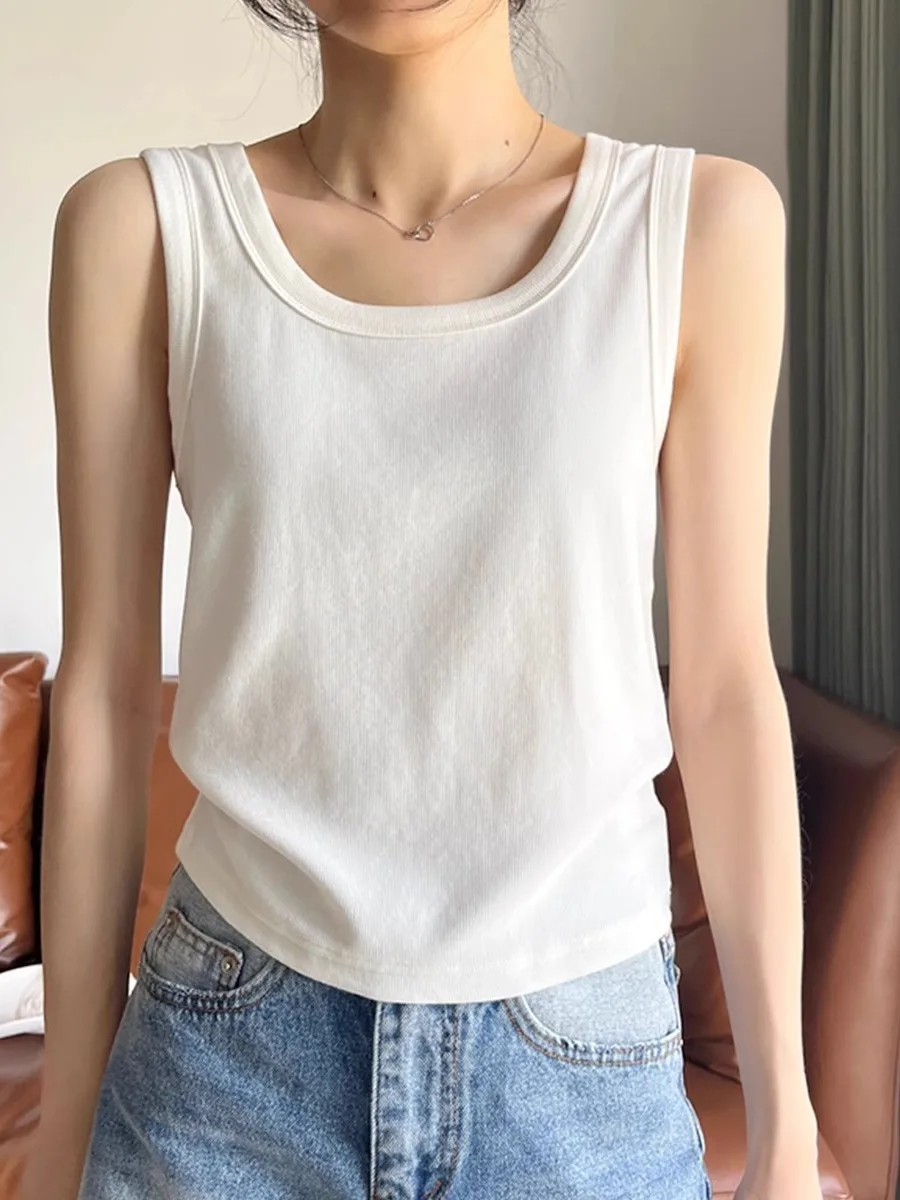 

Однотонный хлопковый женский топ-майка на лето 2025: свободный крой, стройнящий эффект, приятный к телу, для ношения как верхняя одежда или поддевка