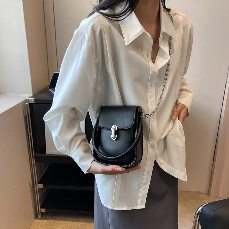 Mini Chain Cute PU Leather Crossbody Bags with Short Handle for Women 2023 Luxury Solid Color Fashion Phone Handbags and Purses