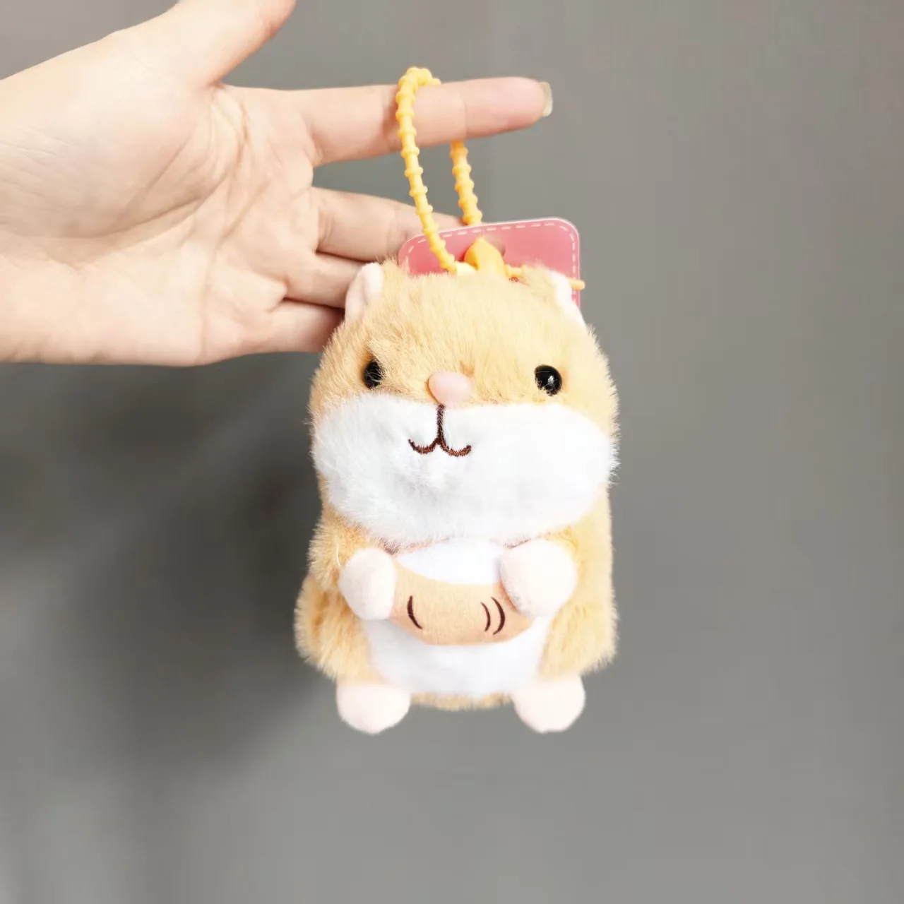 ตุ๊กตาหนูแฮมสเตอร์ขนปุย ตุ๊กตาน่ารัก ตุ๊กตาติดเครื่องเล่น ตุ๊กตาสำหรับเด็กผู้หญิง ของตกแต่งกระเป๋า พวงกุญแจจี้เล็ก