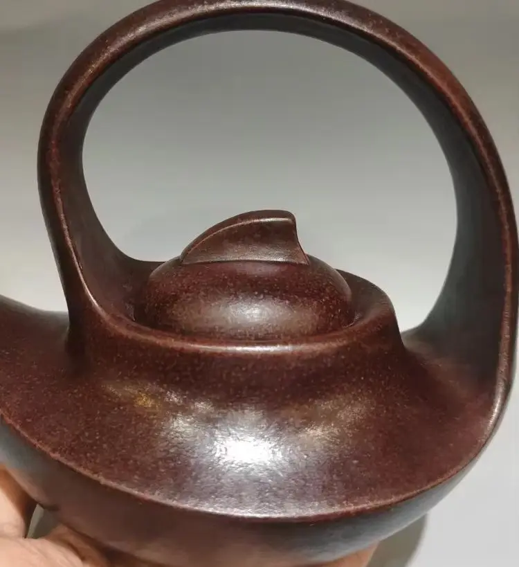 Folk Yixing Purple Clay Pot Qu Hu Ti Liang Hu Sail shaped teapot teapot kettle tea ceremony Amass wealth Ornaments