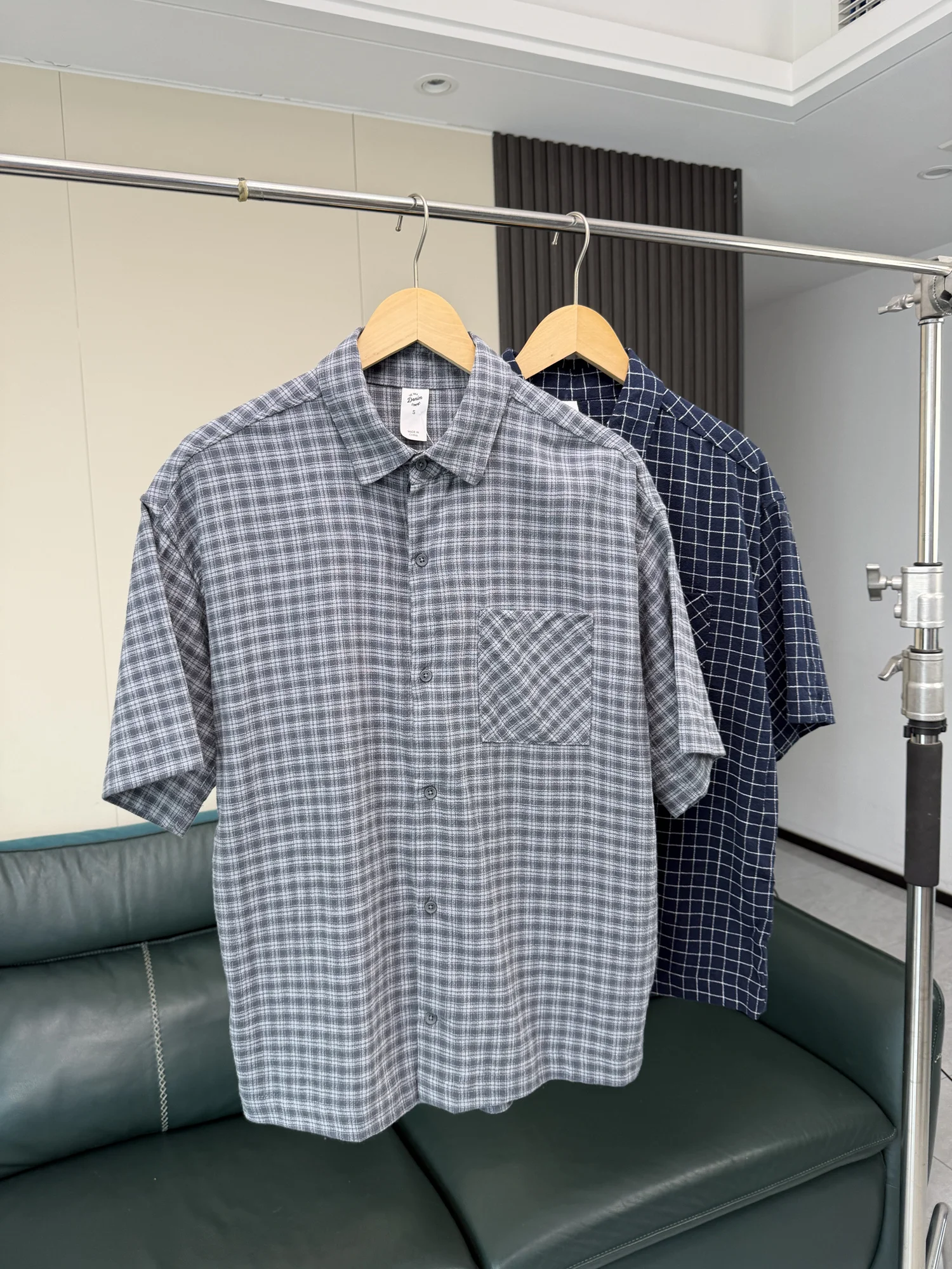 Break the Monotony! Moisture Wicking Breathable! Men's Summer Casual Versatile Comfortable Refreshing Plaid Short Sleeve Shirt