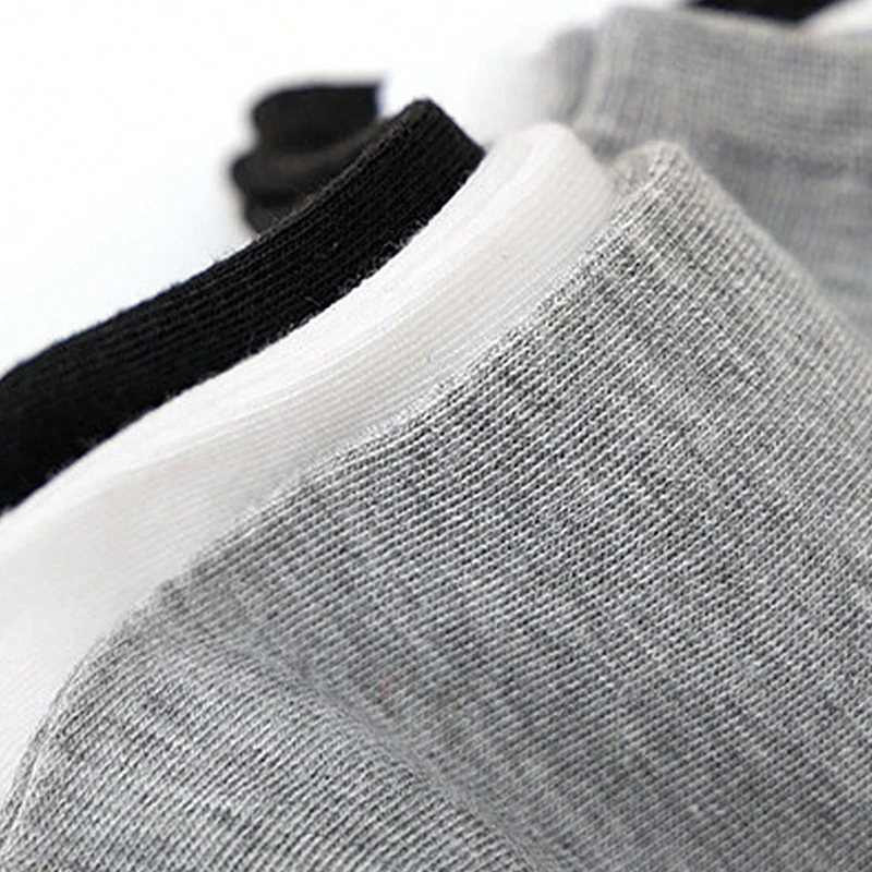 1/5/10/15/20 Pairs Random Women Classic Black White Grey Heart & Smiley Print Soft Breathable Casual Ankle Socks