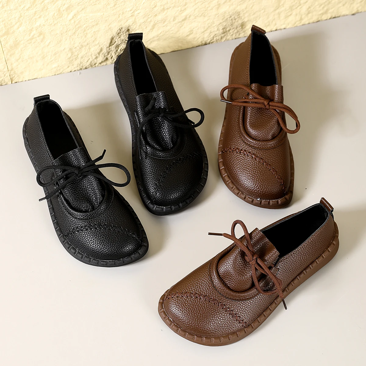 

Женские удобные туфли на плоском каблуке с мягкой подошвой для среднего и пожилого возраста, новые маленькие ультратонкие аэродинамические туфли из искусственной кожи