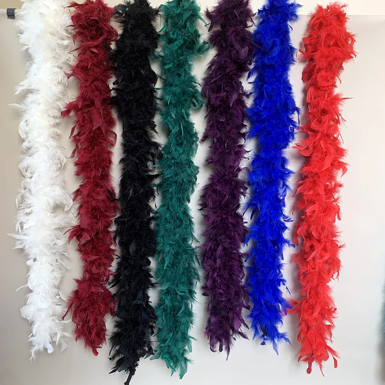 Fluffy White Turkey Feather Boa 2M 40G 60G 90G Chandelle Feather Scarf for Carnival Costume Party Dress Decor