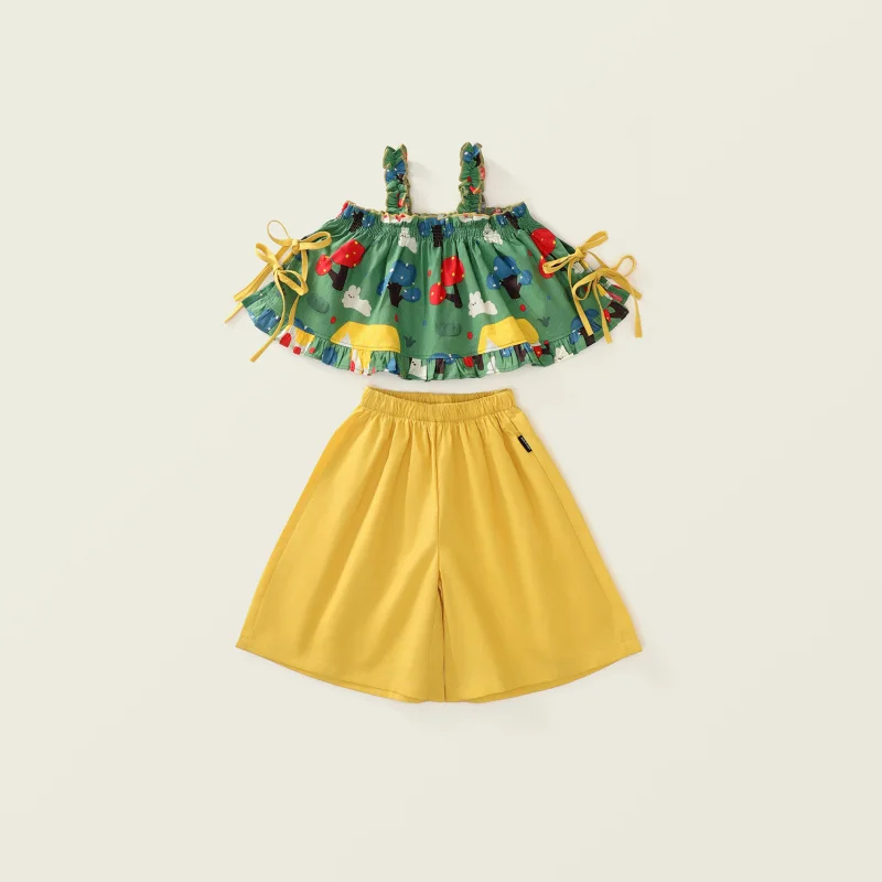 

New stylish and fashionable summer outfit for girls, children's summer fresh and casual two-piece set with suspenders