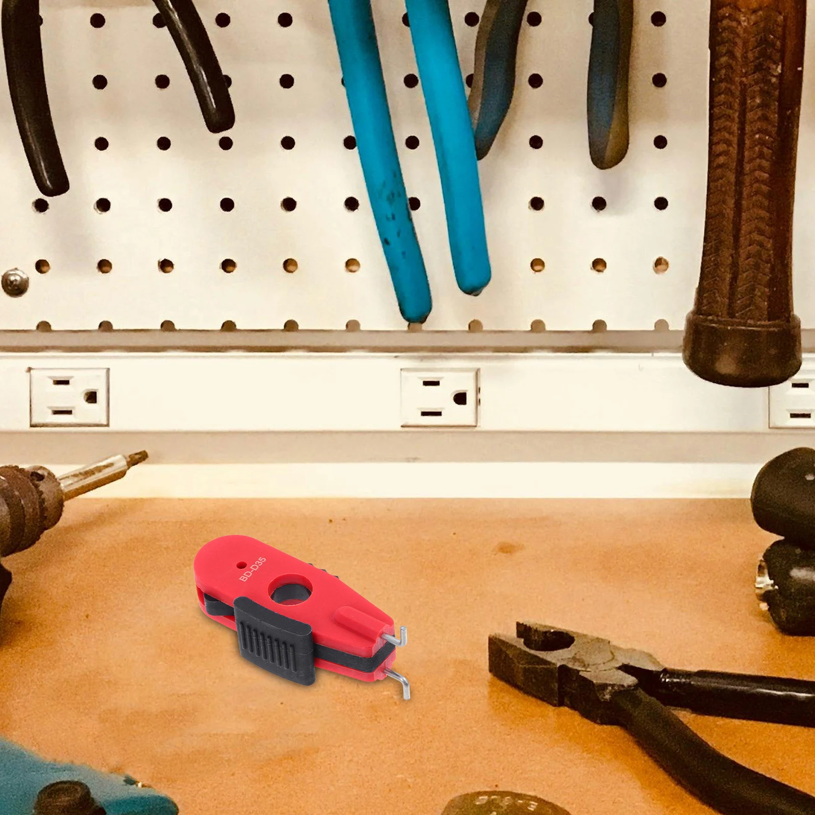 جهاز أمان مصغر للدائرة الكهربائية لعزل الطاقة وأقفال Loto ومجموعة التعشيق المشبك #1