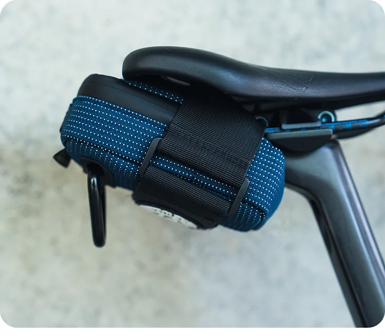 ULAC Mini tragbare Fahrrad-Satteltasche, 0,5 l, wasserdichte Hecktasche, MTB, Rennrad, Schnellverschluss-Schnalle, Hecktasche, Fahrrad-Sitzpaket – Detail 12