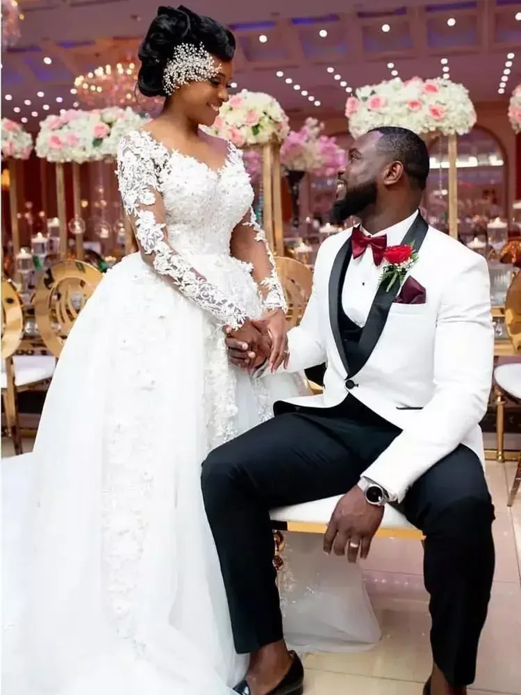 Maßgeschneiderte schiere Hals-Illusionsärmel-Kleider 2025, Prinzessin, Tüll, Applikation, Spitze, südafrikanische Hochzeit, individuelle Brautkleider