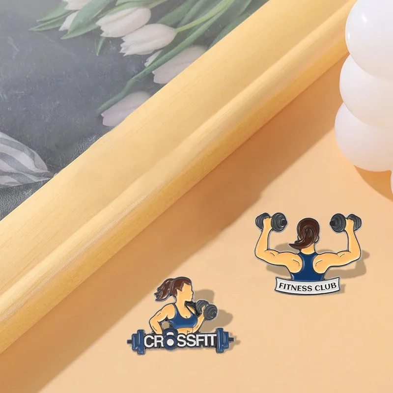 Olahraga Kebugaran Enamel Pin Kustom Gadis Barbel Rompi Garis Kebugaran Klub Bros Kerah Kemeja Tas Lencana Perhiasan Hadiah untuk Teman