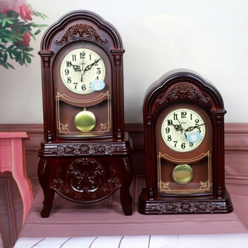 

European retro desk clock living room creative clock desktop bedroom silent ornament fashionable large desk clock