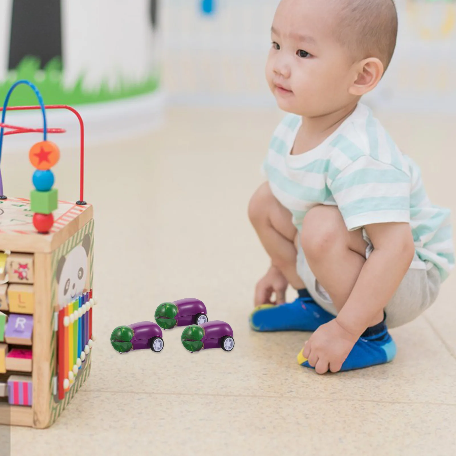 15 قطعة سيارة صغيرة على شكل باذنجان تعمل بالسحب للخلف، مركبات للأطفال تعمل بالاحتكاك، لوازم حفلات محمولة، لعبة على شكل باذنجان