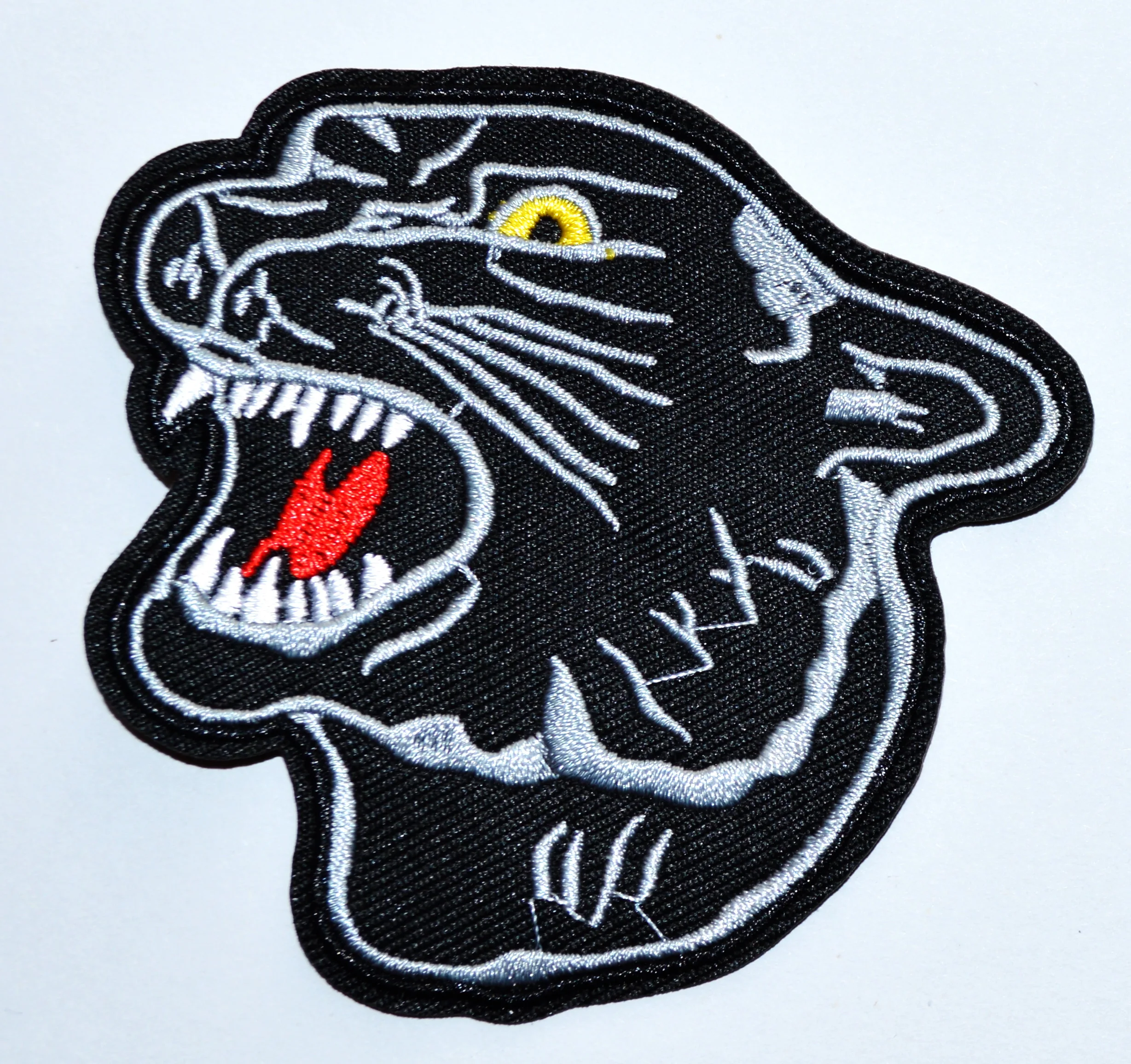 Roaring Black Leopard Beast Embroidered Patches For Clothing Iron On Patches On Clothes DIY Cartoon Patch For Cloth ≈ 9 * 8 cm