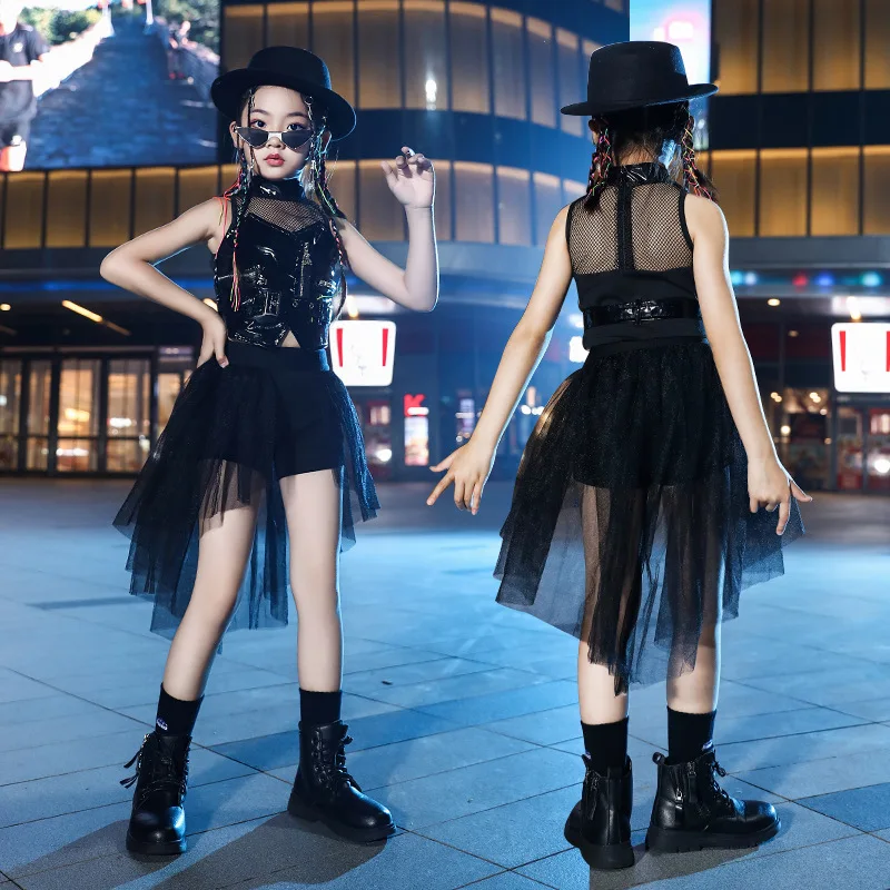 Costume da ballo di strada per bambini Abito da spettacolo Garza nera Set in pelle lucida Pista di modello jazz per ragazza stile hip-hop alla moda