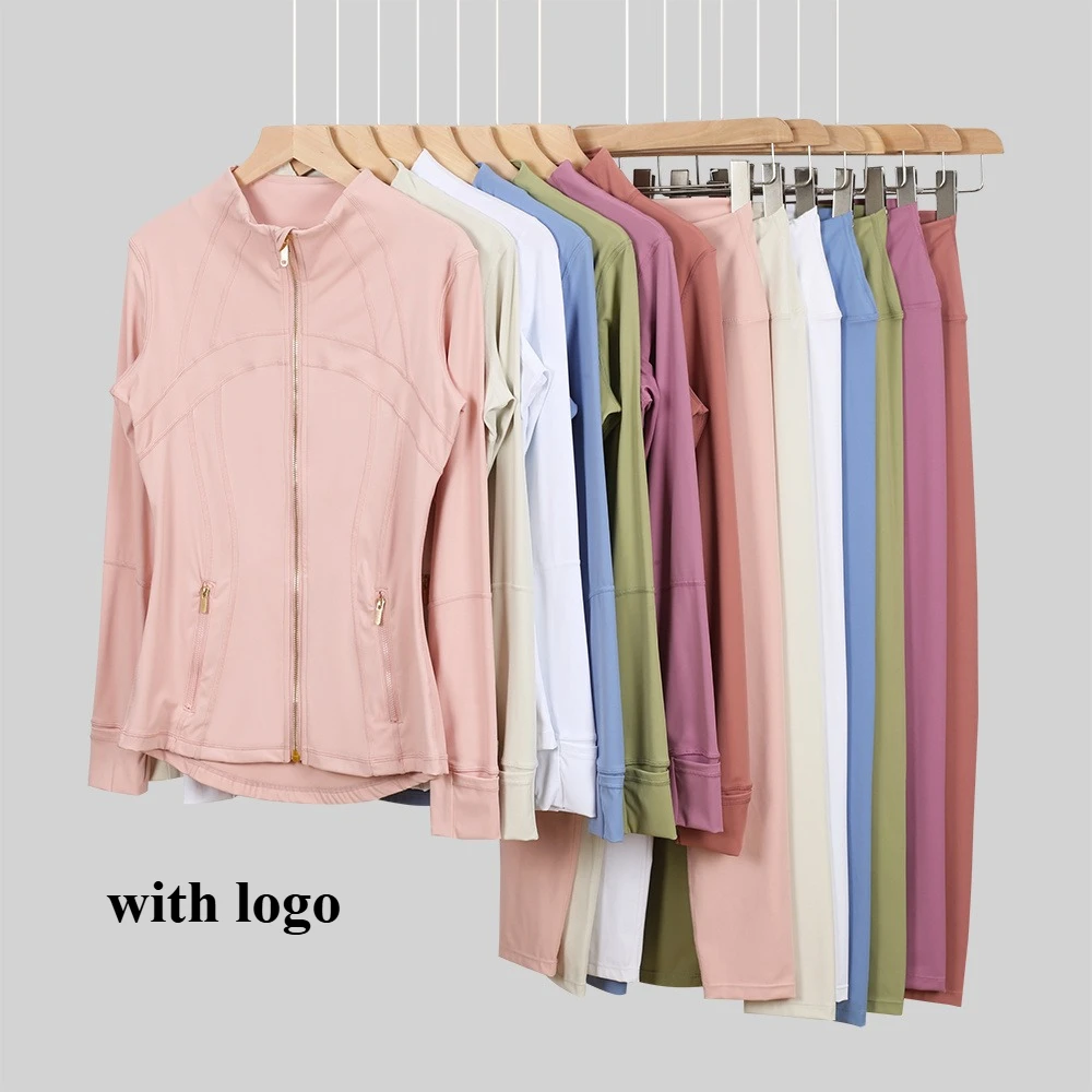 أطقم تمرين ضيقة للنساء، سترة رياضية ذهبية بسحاب وخصر عالٍ 7/8 لباس ضيق، ملابس يوجا قابلة للتنفس بأربعة اتجاهات