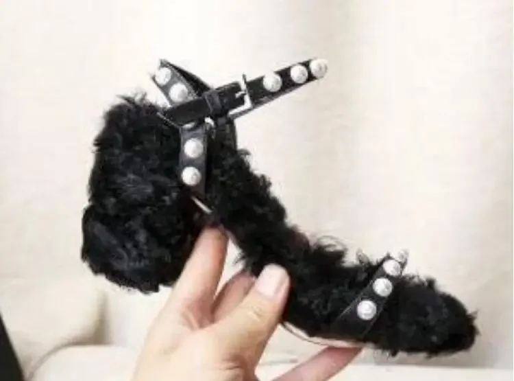 Hot Pink Black Sheep Fur Pearl Strap Buckle Sandals Woman 8 Cm Chunky Heels Sweet Open Toe One Line Open Toe Wedding Shoes