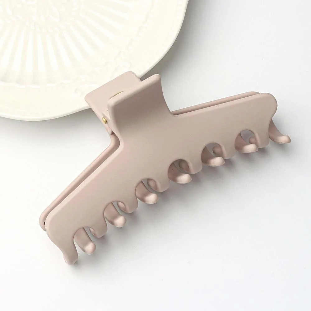 

Safe Silicone Shark Clip Square Korean Style Straight Line Shaped Hair Claw Creative Simple Elastic Plastic Hair Claw Party