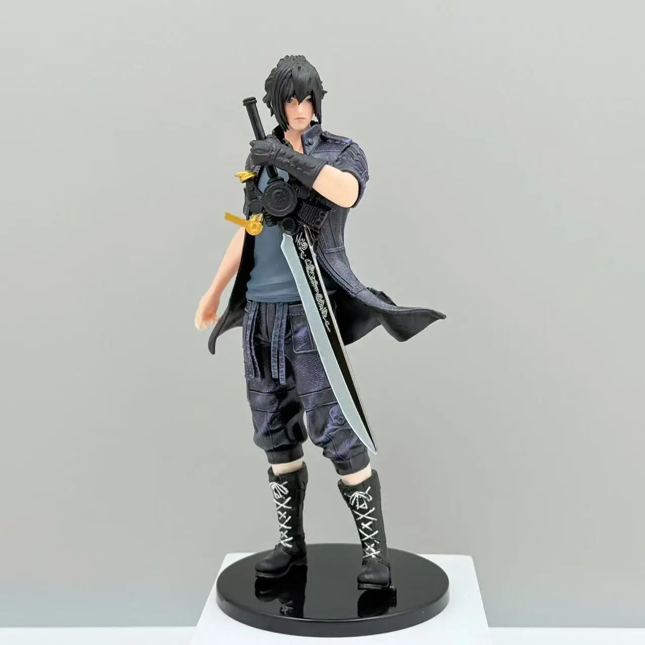 

Final Fantasy Collect Anime Figures Noctis Lucis Caelum Figures Doll 22cm Model Decor Action Figure Toys for Kids Christmas