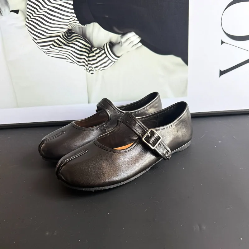 Washed Horsehide Leather Vintage Mary Jane Shoes for Women Single-strap Split-toe Flat Ballet Flats