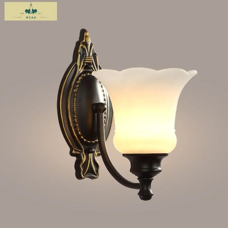 โคมไฟติดผนังแบบสโคน/โคมไฟติดผนังบันได สำหรับตกแต่งบ้าน สไตล์วินเทจ ใช้ติดผนังหลังเตียง โฮมสเตย์ หรือหน้าต่าง สีดำ