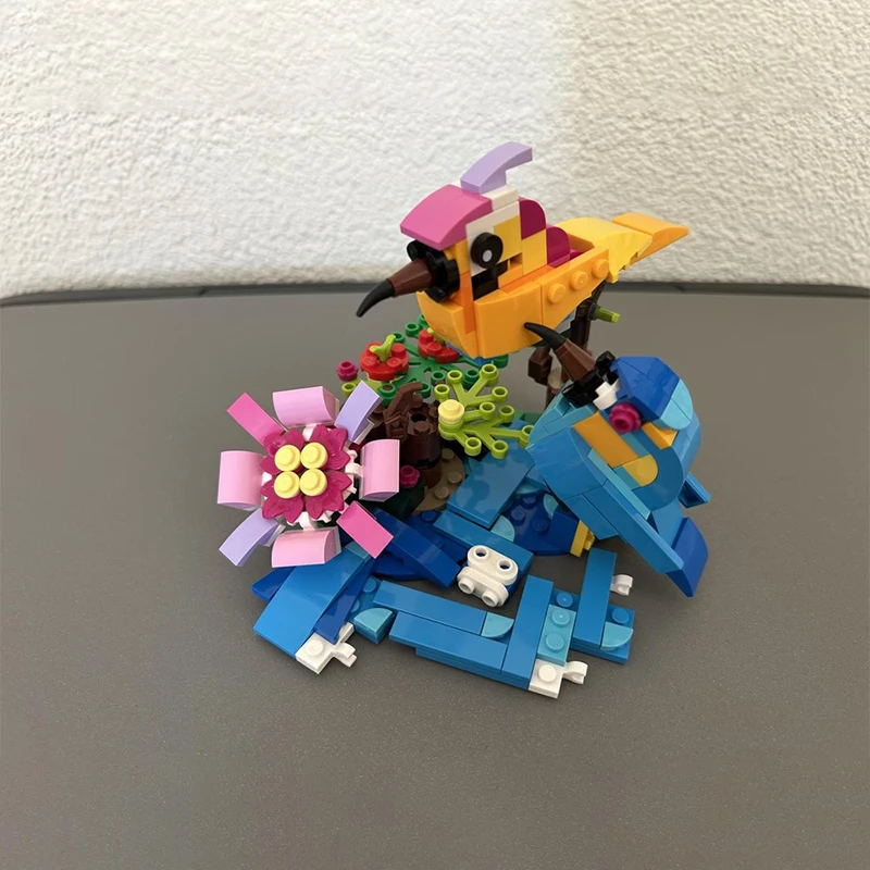 

197pcs MOC Exotic Birds by Riverside Building Blocks Christmas Gift Hands On Family Assembly Kit Inspires Shared Creativity