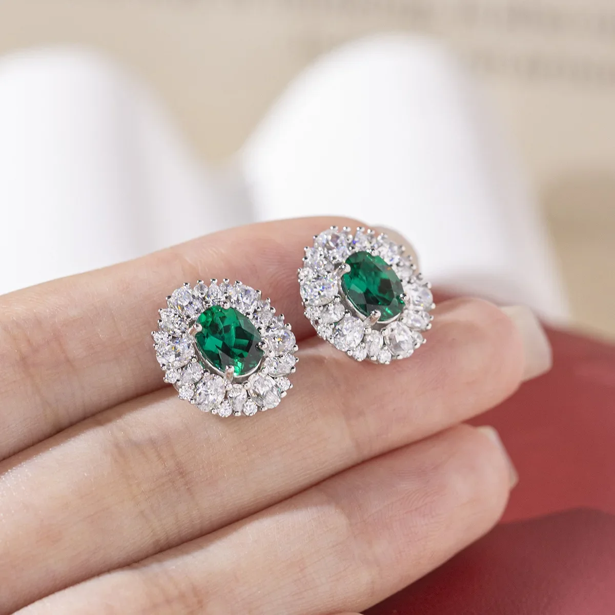 S925 Silver New High Jewelry Lab Cultured Emerald Set 3 Carat Egg Pendant Earrings