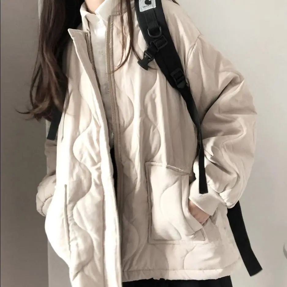 

2023 Winter New Korean Fashion Embossed Large Pocket Loose Diamond Plaid Cotton Coat Coat Academy Style