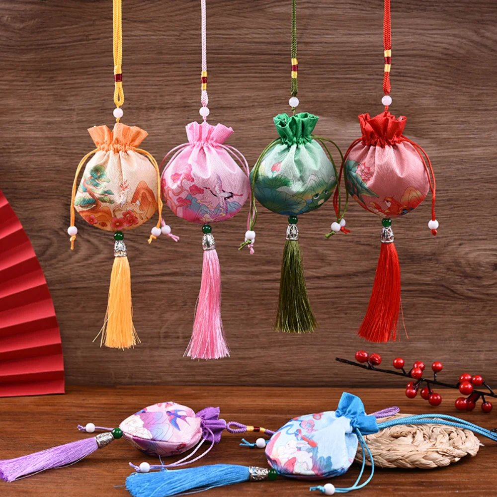 Парчовая-сумка-саше-изысканная-подарочная-сумка-с-кисточками-маленькая-счастливая-сумка-роскошная-древняя-подвеска-для-автомобиля-подвеска-украшение-для-спальни-ювелирные-изделия