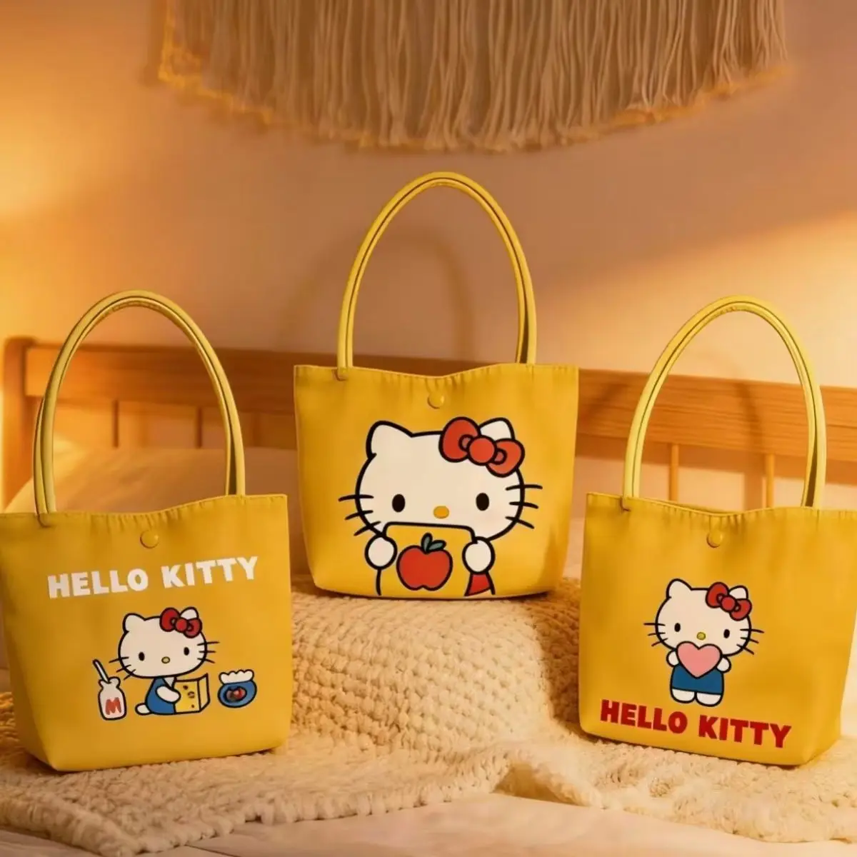 

Anime Hello Kitty Peripheral Women's Handbag with Cute Cartoon Print Storage Bag Suitable for Daily Travel and Storage of Daily