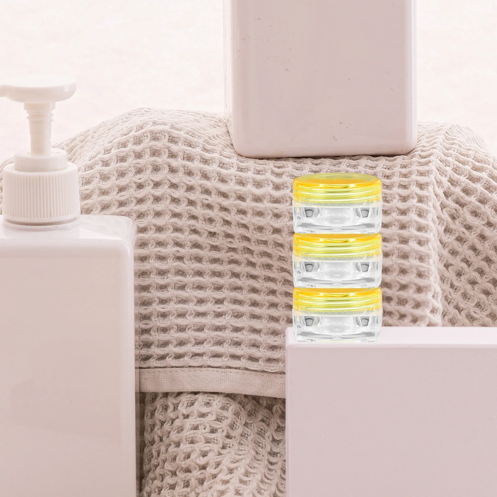 

Small Container Travel Refillable Plastic Jars Empty Face Cream Containers Leak Proof Portable Wide Mouth Cream Storage Jar