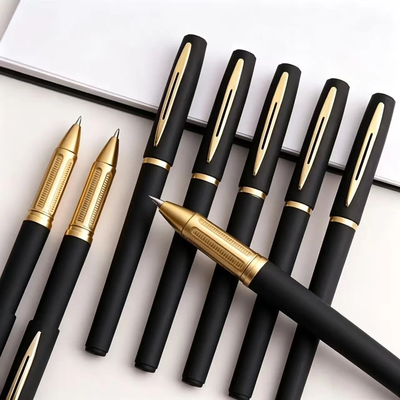 12本入り高級ブラック大容量ゲルペンセット、0.5mm細字、 - Correction Pen Fine のレビューと価格