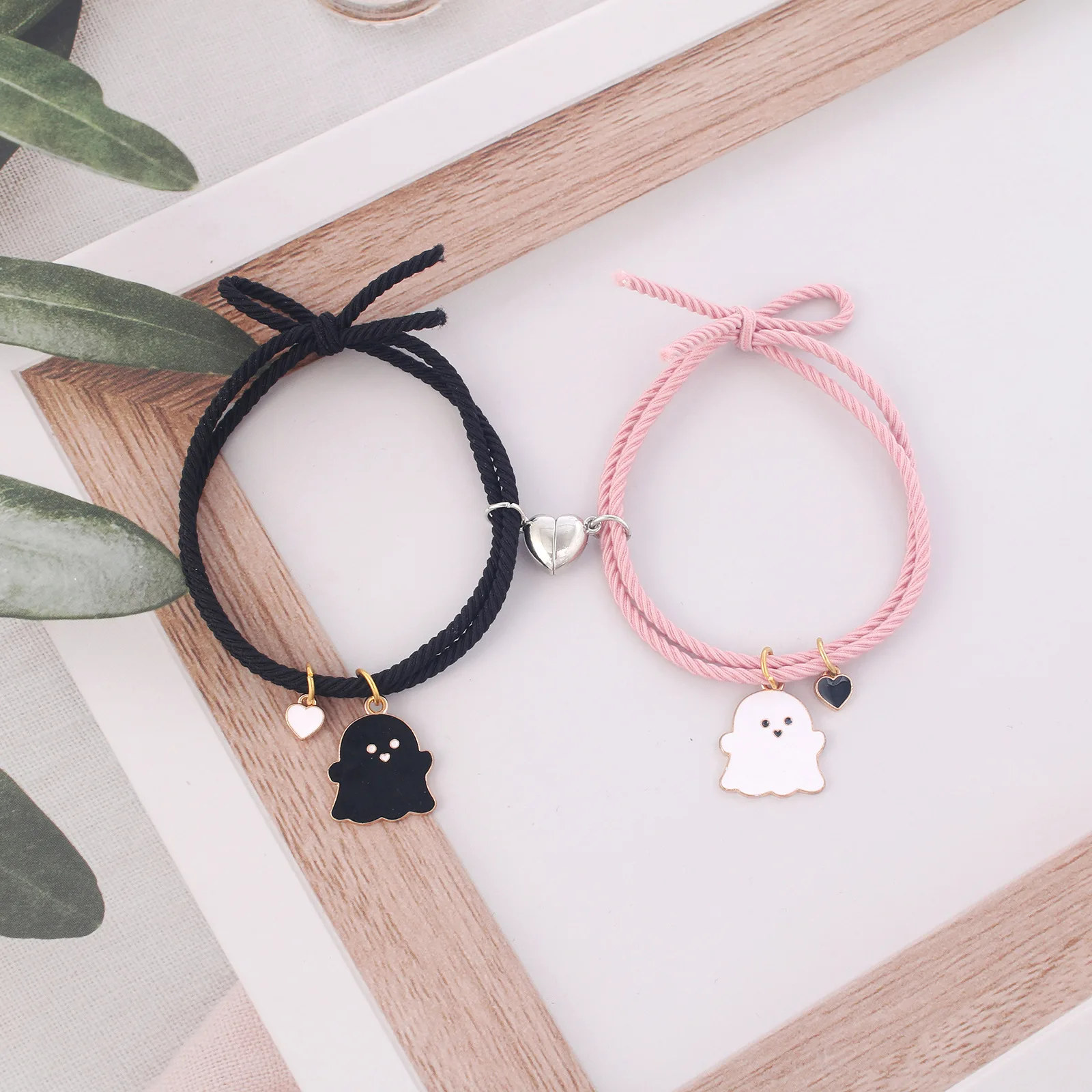 2Pcs/Set Ghost Braided Bracelet for Women Men Romantic Heart Magnetic Distance Couple Bracelet Friendship Halloween Jewelry Gift