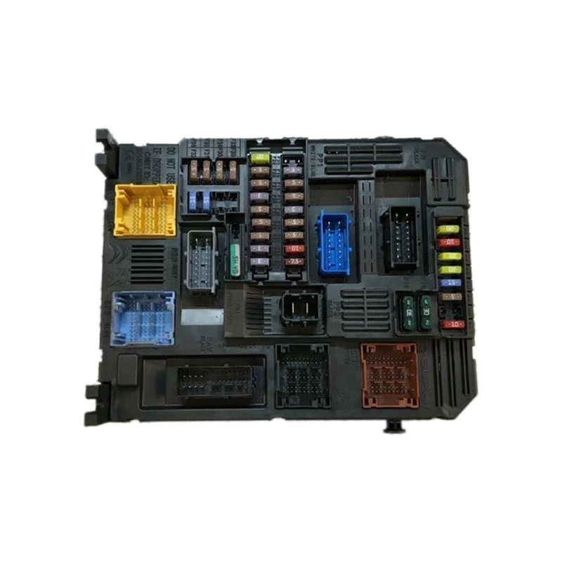 Car Fuse Box Control Module BSI Fuse Box Fuse Box 9820977180 BSI-EL3-CEM00 For Citroen C3 MK 1.2 2016-2019