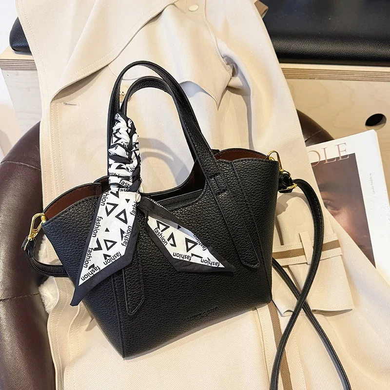 

Simple Casual Crossbody Bag with Letter Logo for Leisure Women in Elegant Minimalist Solid Color Style